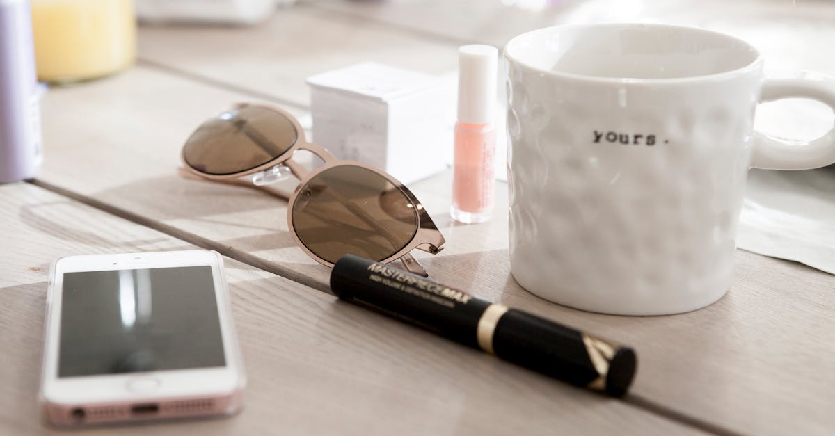 découvrez notre vaste sélection d'accessoires tendance pour toutes les occasions. que vous recherchiez des bijoux, des sacs, ou des articles de mode, trouvez l'inspiration pour compléter votre style avec nos pièces uniques et chics.