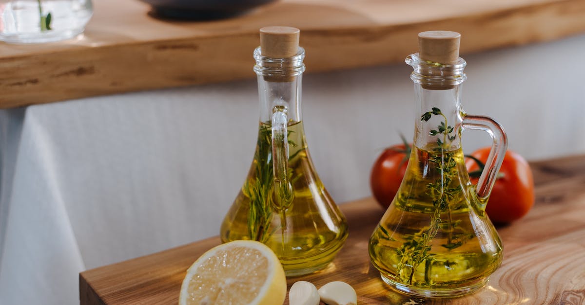 découvrez tout ce qu’il faut savoir sur l’huile de cuisson : ses bienfaits, ses différents types et conseils d’utilisation pour réussir vos plats en toute santé et saveur.