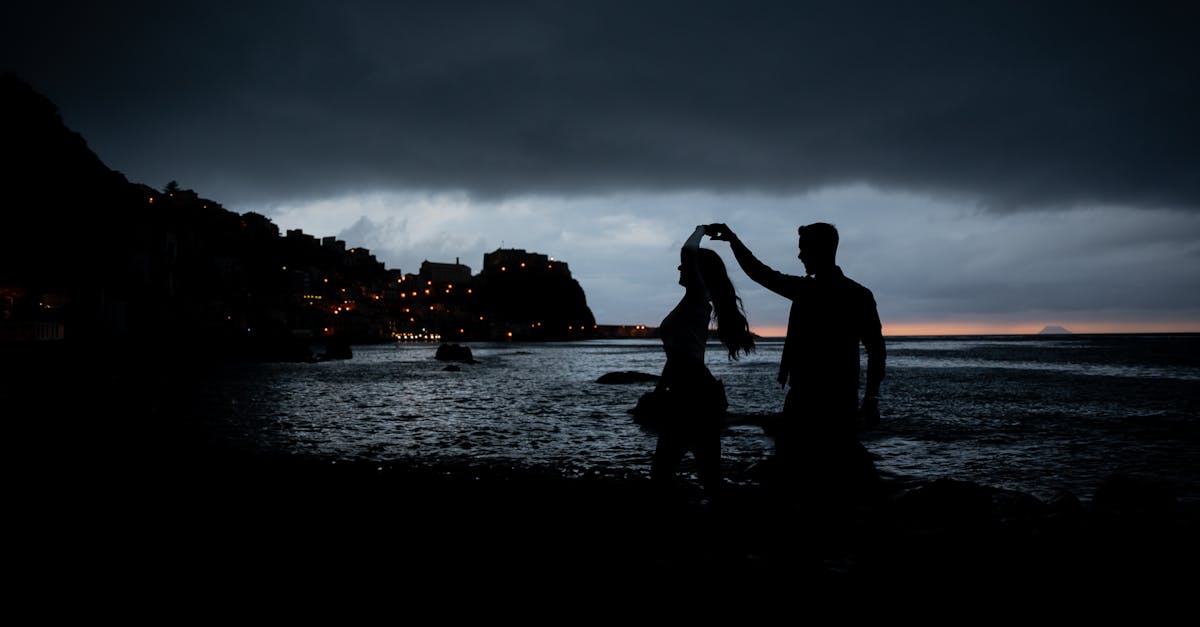 découvrez des conseils et astuces pour renforcer l’intimité dans votre couple, améliorer votre complicité et entretenir une relation harmonieuse et épanouie.