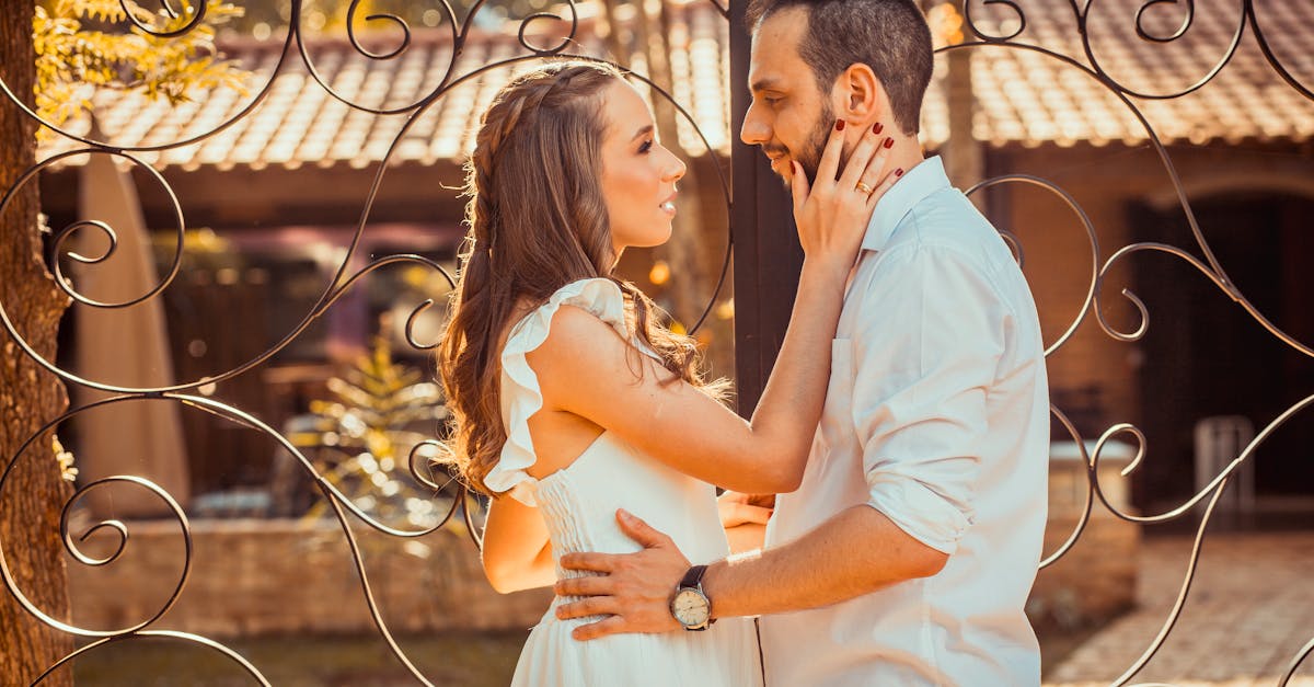 découvrez des conseils et astuces pour améliorer l’intimité dans le couple, renforcer la complicité et vivre une relation épanouissante au quotidien.