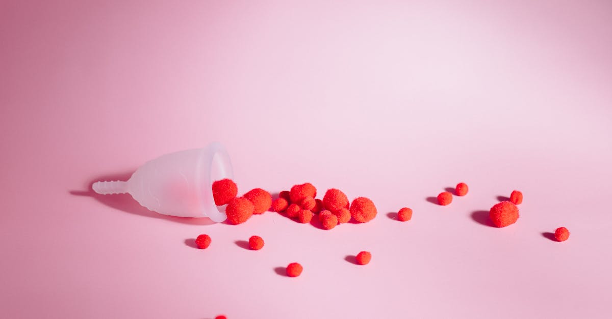 découvrez tout ce qu'il faut savoir sur la stimulation vaginale : techniques, conseils et bienfaits pour une sexualité épanouie et un plaisir partagé.